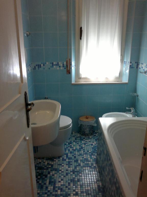 B&B In Centro サン・ベネデット・デル・トロント 部屋 写真