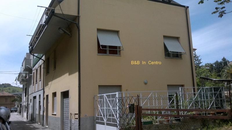 B&B In Centro サン・ベネデット・デル・トロント エクステリア 写真